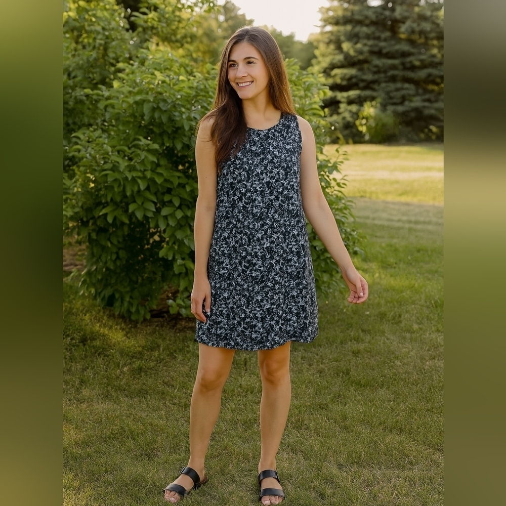 Nordstrom Rack SLEEVELESS A-LINE HIGH-LOW DRESS IN NAVY- BLUE FALLS FLORAL PATCH